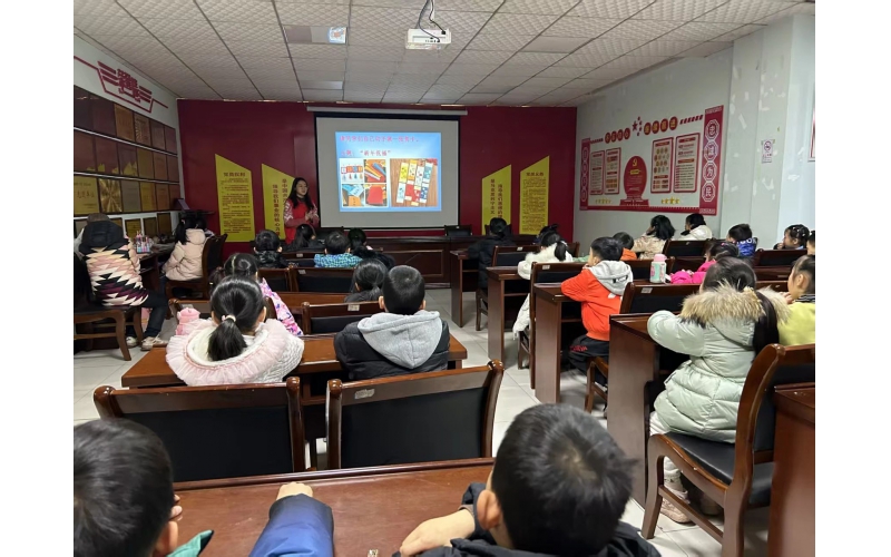 童心巧绘，创意贺岁