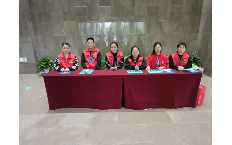 志愿者助力，彰显城市风采