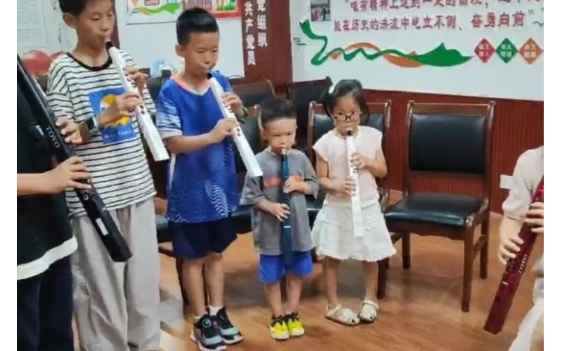 公益小天使-当《小蜜蜂》遇上电吹管